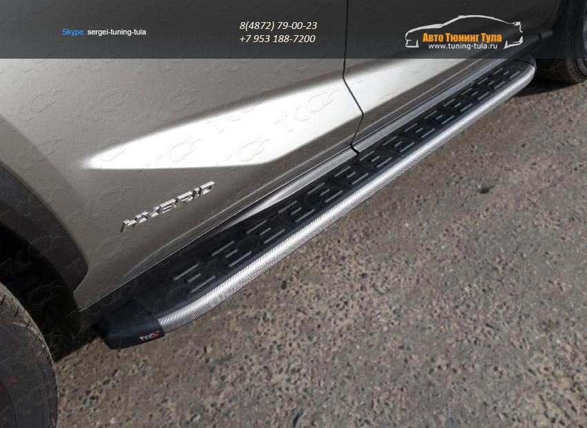 Пороги алюминиевые накладкой (карбон серебро) Lexus NX 300H 2014+/арт.301-16